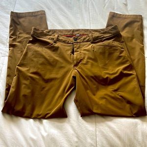 Lululemon men’s ABC pants